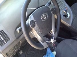 2012 TOYOTA PRIUS TEAL 1.8L AT.  Z24855
